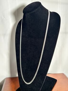 35" Long Silver Tone Flat Snake Herringbone Chain Necklace Liquid Metal Shine